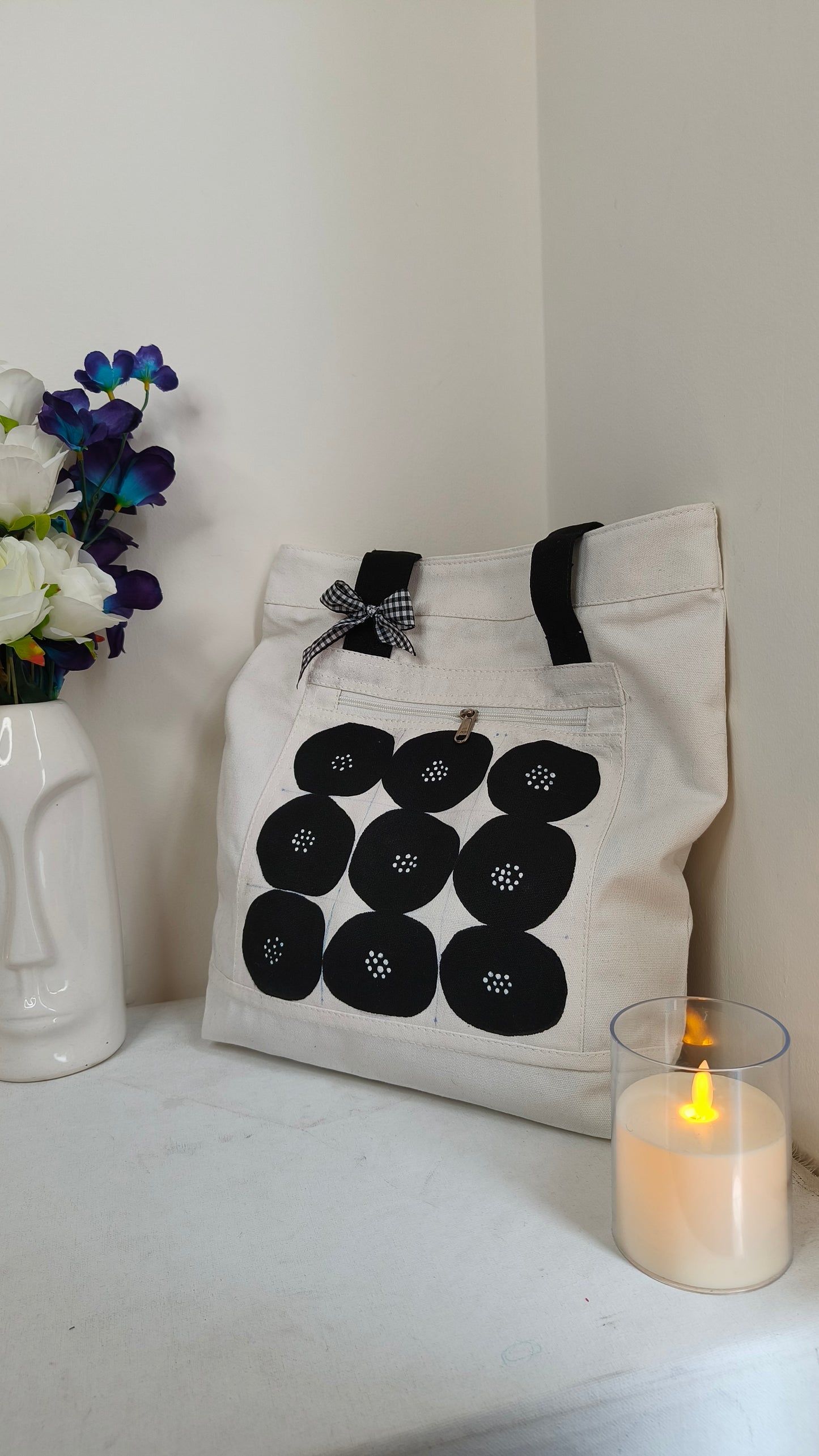 Minimalist Floral Grid Tote Bag |